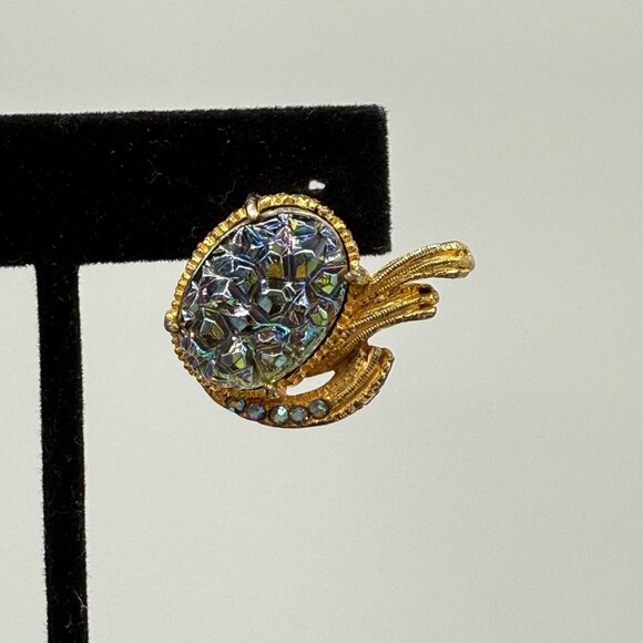 Vtg Gold-Tone Clip-On Earrings Aurora Borealis Rhinestones Textured Oval Design - Picture 4 of 12